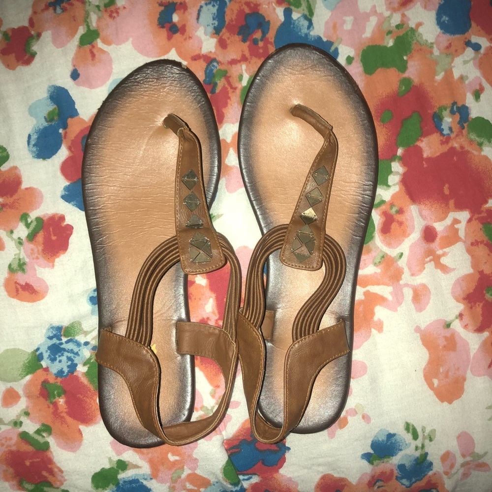 MUDD Sandals, FREE WITH A BUNDLE OF 1+